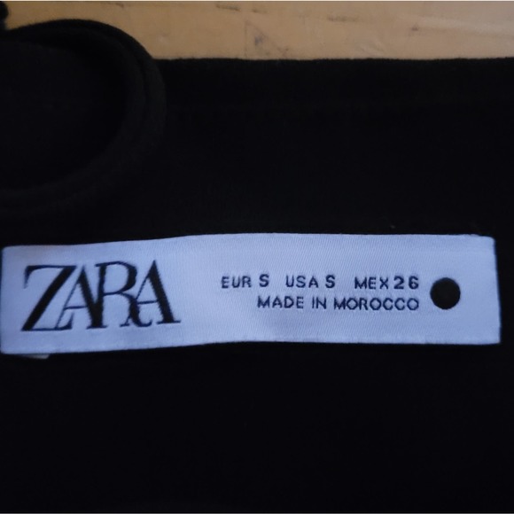 Zara Black Ruched Cropped Halter Top Cami - Picture 9 of 9